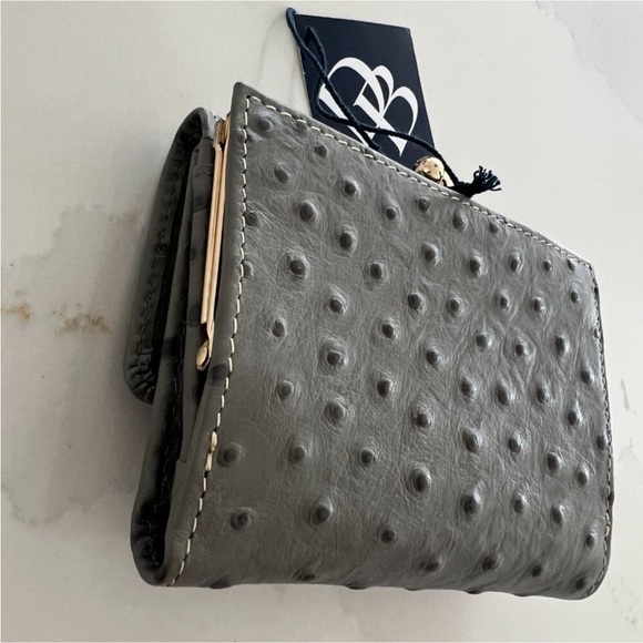 Dooney & Bourke Wallet Grey Ostrich Print Leather Gold Hardware Brand New - Picture 11 of 12